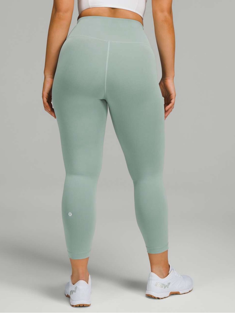 336. Lululemon Wunder Train Contour Fit High-Rise Crop 23" mute green 6 EUC